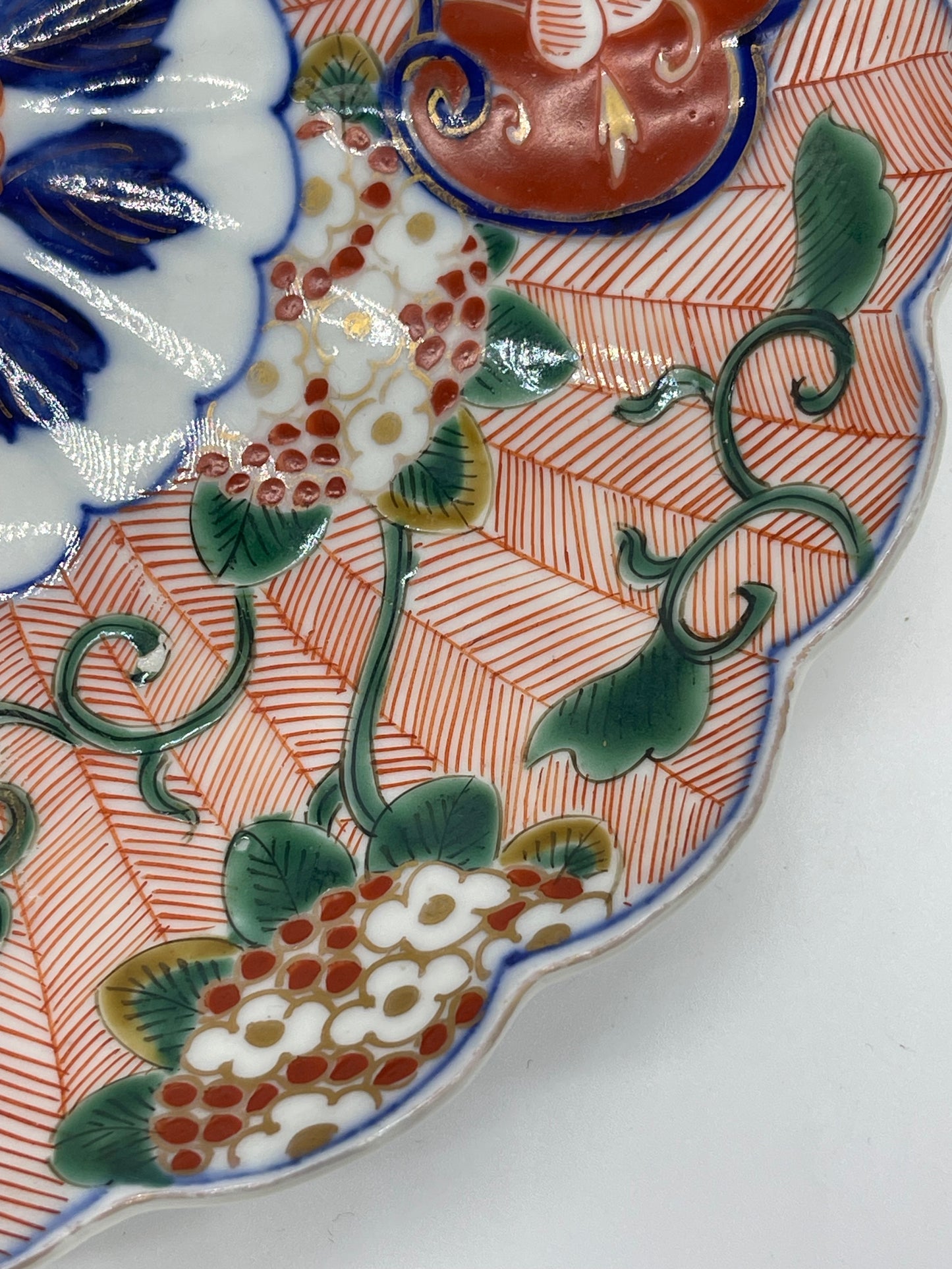 Scalloped 8.25" Imari Plate