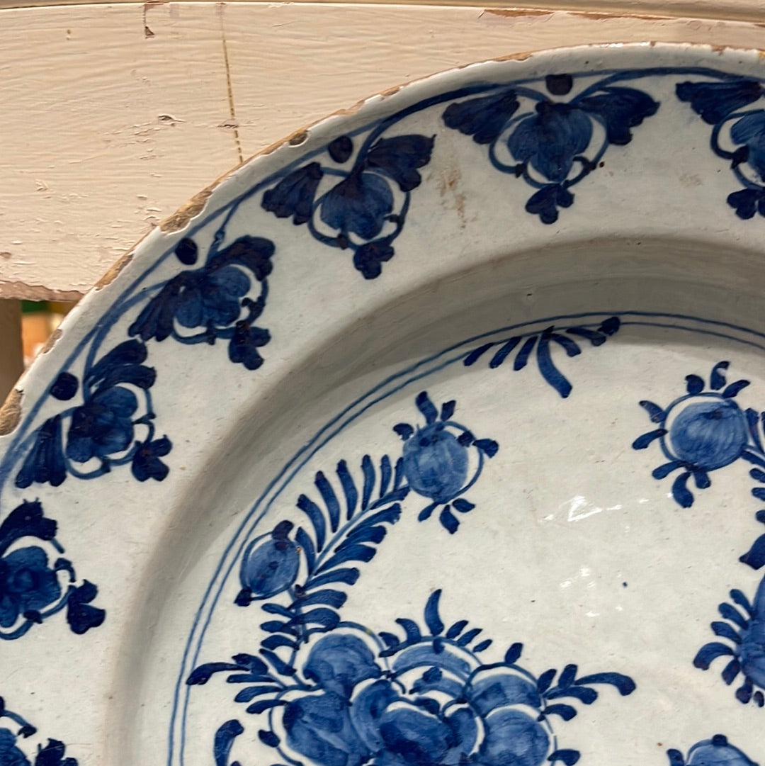 Delft Blue & White Charger (with damage)