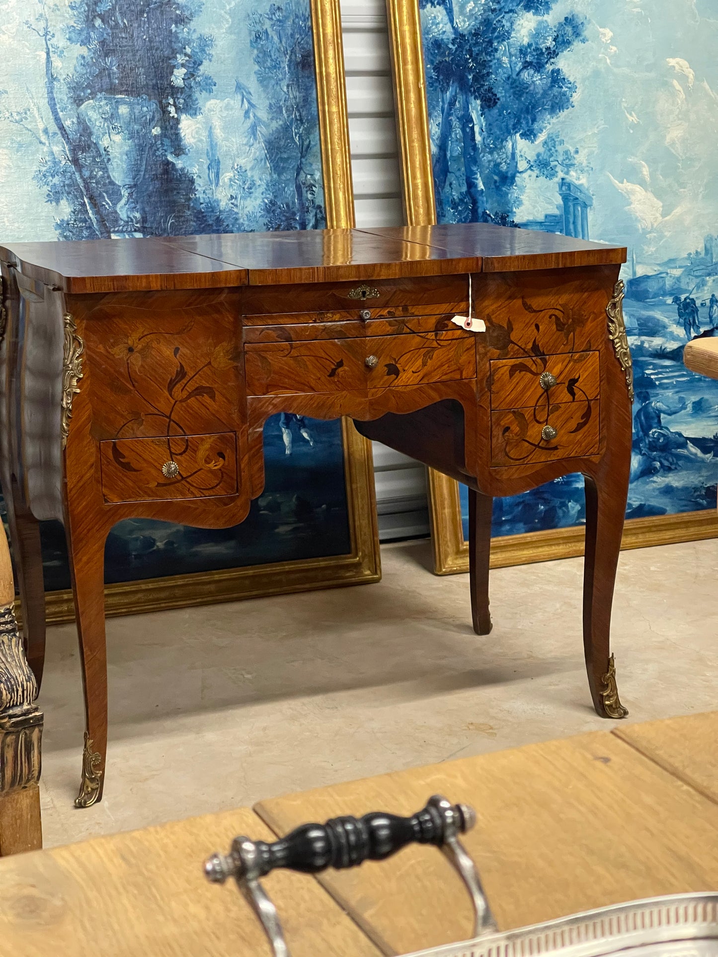 Louis XV Tulipwood, Kingwood, Mapel and Holly Marquetry Coiffeuse, Late 19tg Century