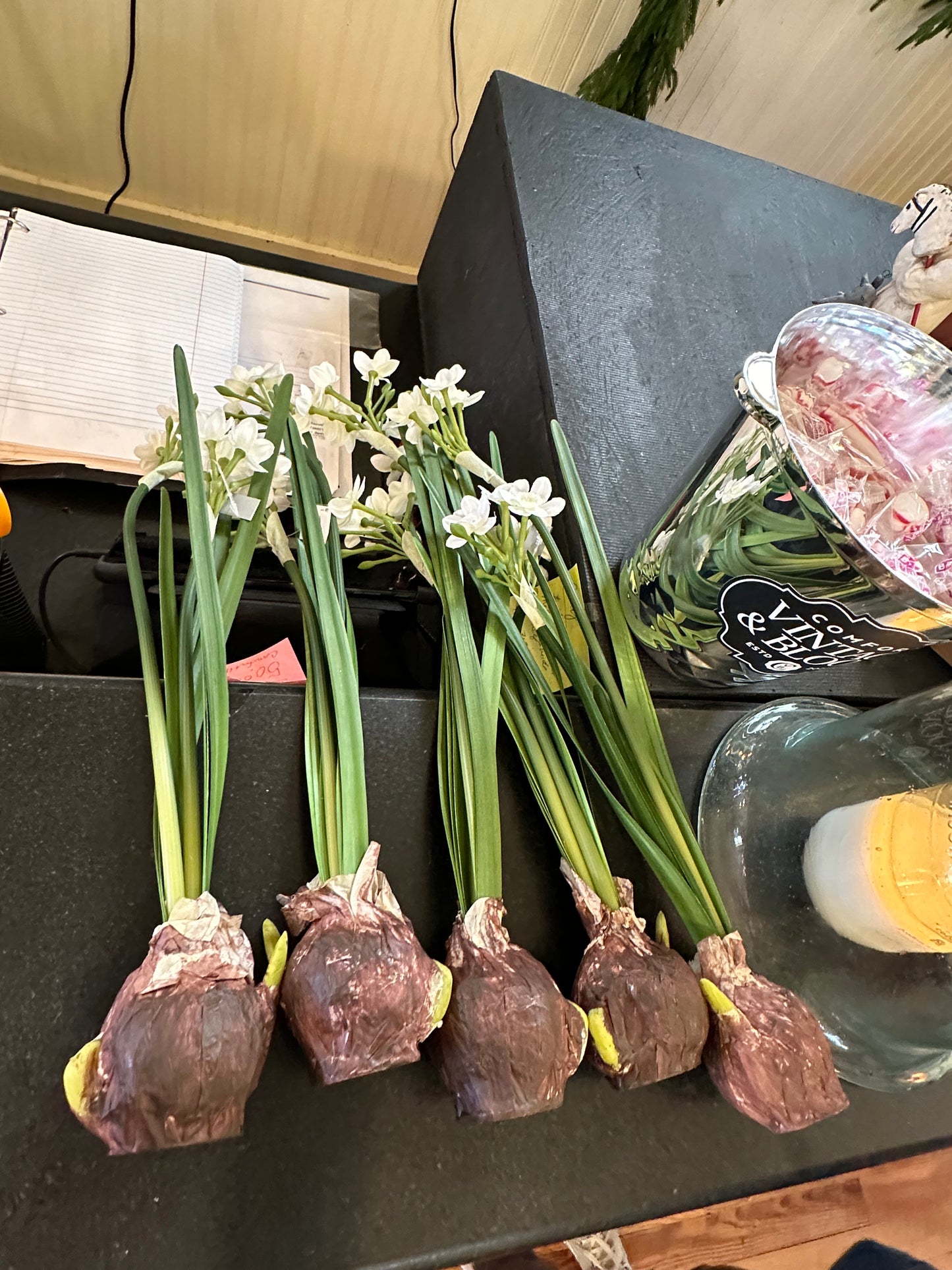 Artificial Paperwhites with Bulb